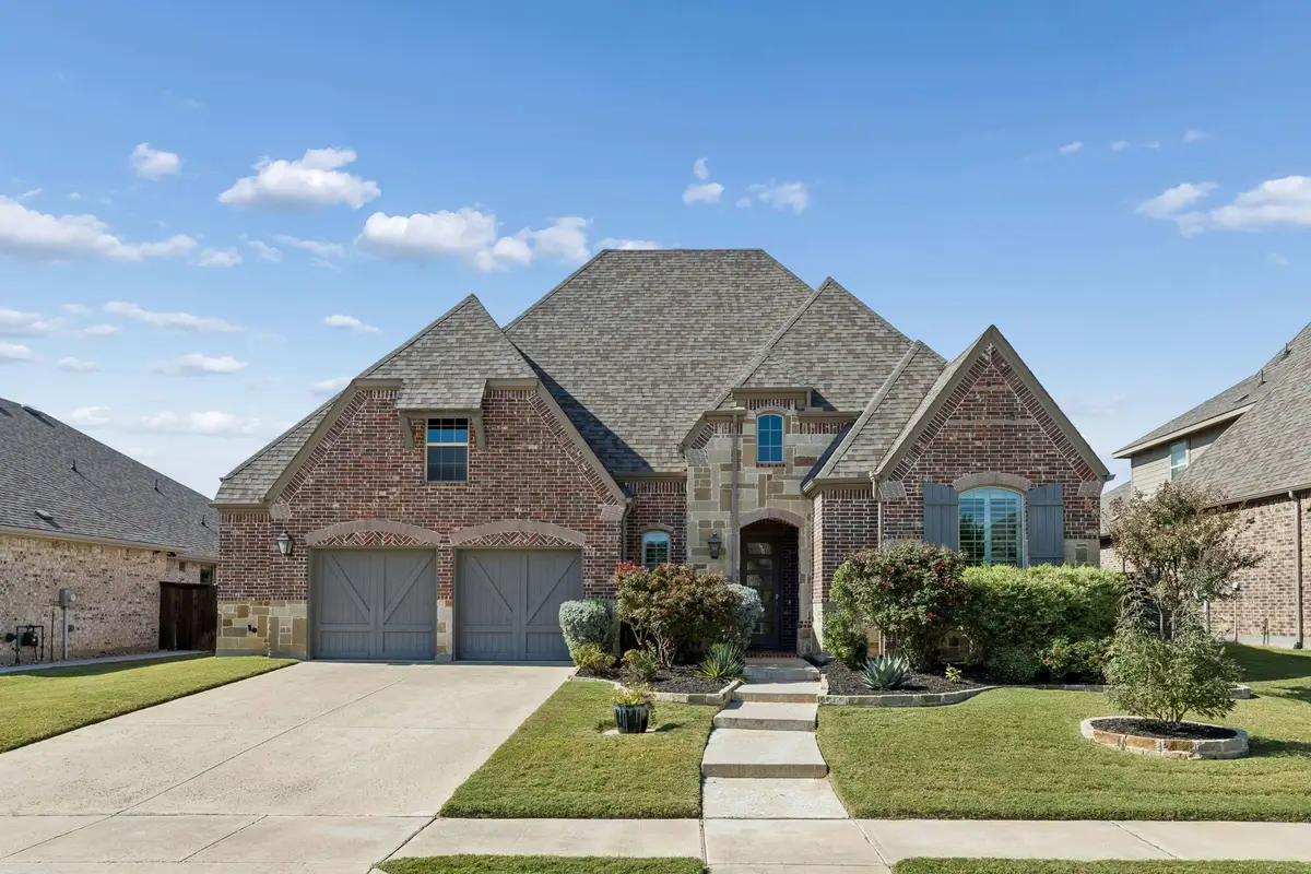 6635 Roughleaf Ridge Road, Justin Roanoke, TX 76226 - #1