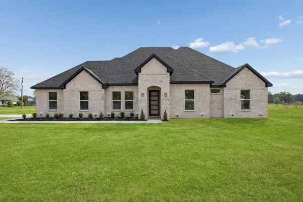 259 Rs County Road 3450, Emory, TX 75440