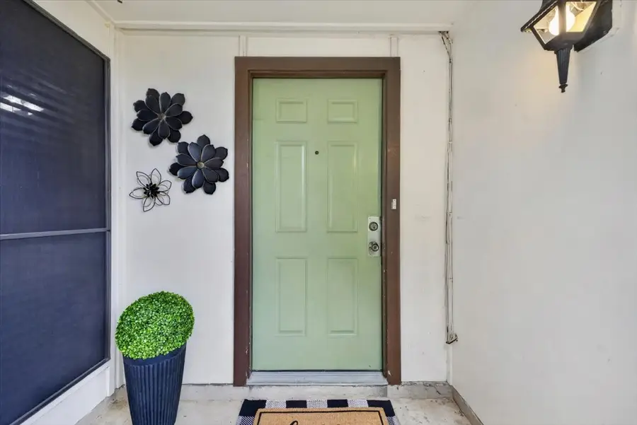6506 Blackberry Drive, Arlington, TX 76016 - #2