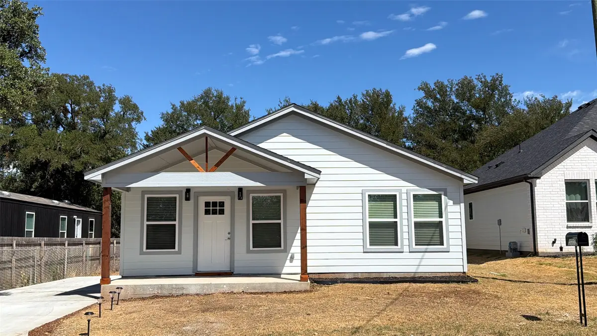 3007 Rockwood Drive, Granbury, TX 76048 - #1