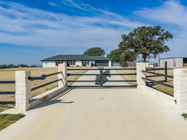 3914 Alamo Road, Bowie, TX 76230