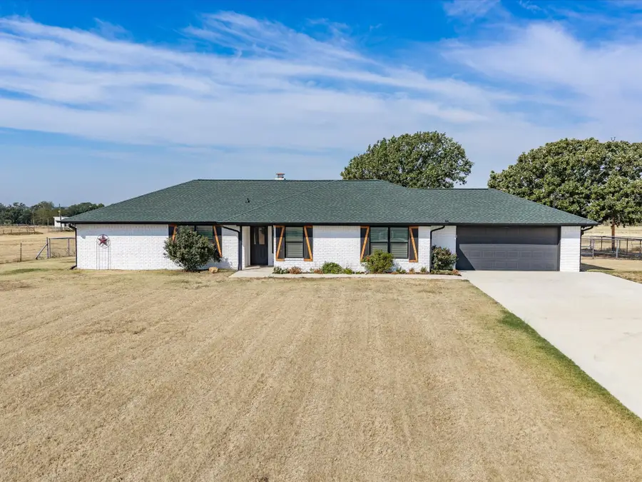 3914 Alamo Road, Bowie, TX 76230 - #2