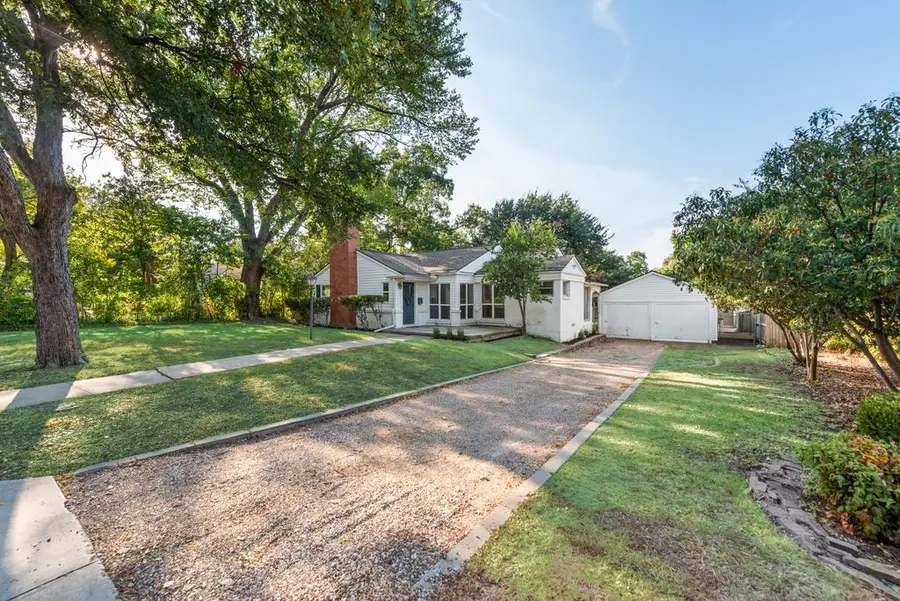 6445 Rosemont Avenue, Fort Worth, TX 76116 - #2