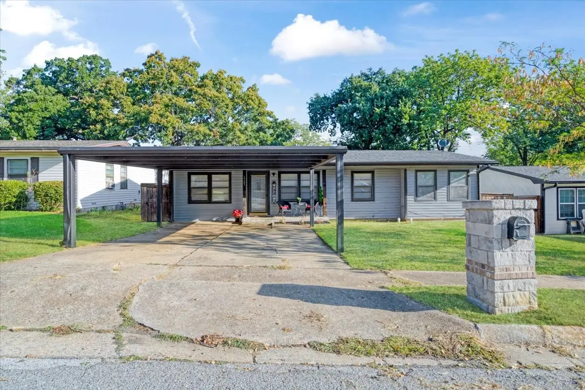 1721 Ridgewood Road, Denison, TX 75020 - #1