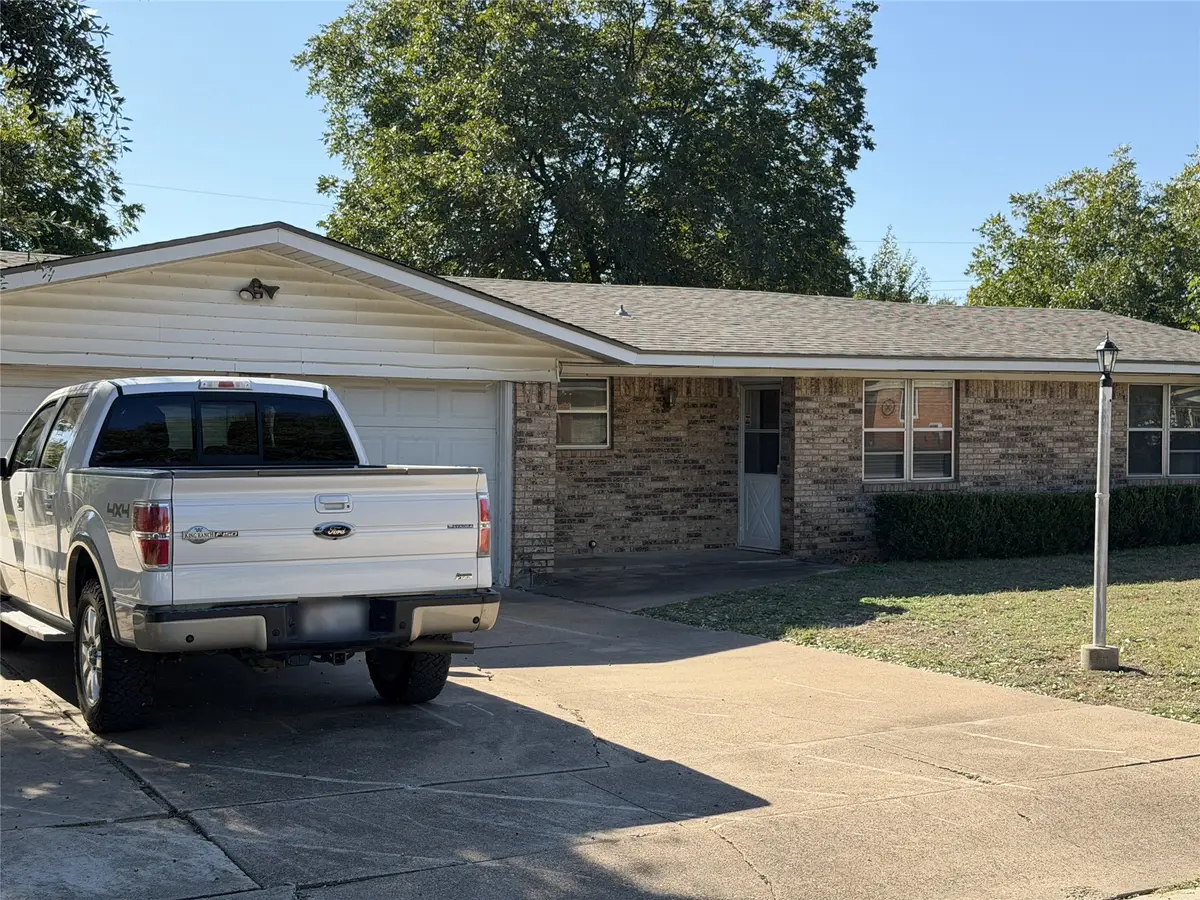 111 E Dawn Drive, Robinson, TX 76706 - #1