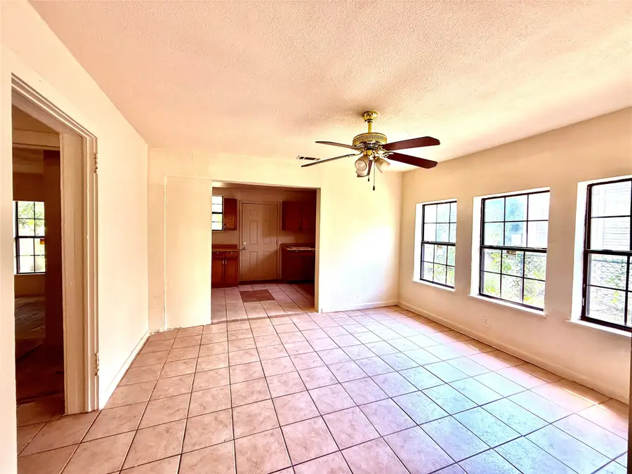 4623 Spring Garden Road, Dallas, TX 75215 - #3