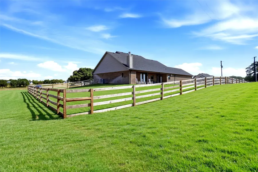 345 County Road 1180, Decatur, TX 76234 - #2