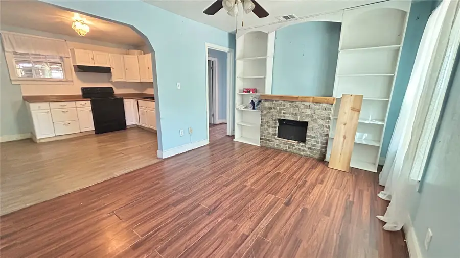 3557 Pecos Street, Fort Worth, TX 76119 - #2