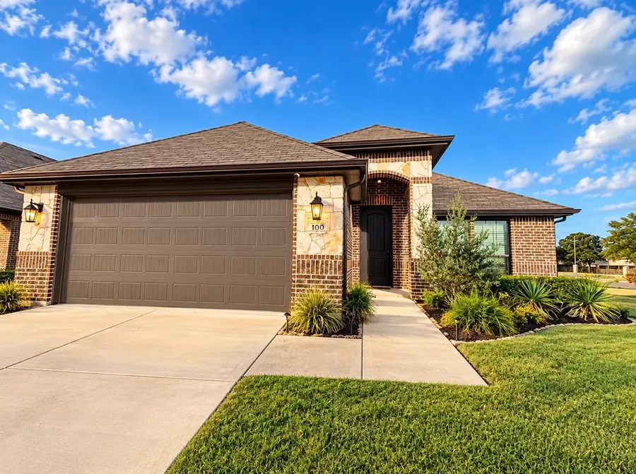 100 Gardenia Drive, Azle, TX 76020 - #2