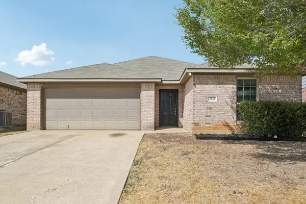 2436 Galemeadow Drive, Fort Worth, TX 76123