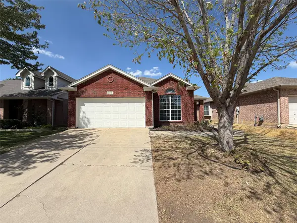 2617 Silver Hill Drive, Fort Worth, TX 76131