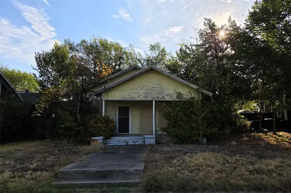 1517 Alston Avenue, Fort Worth, TX 76104