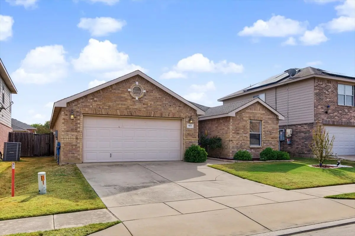 821 Green Heath Avenue, Fort Worth, TX 76120 - #1