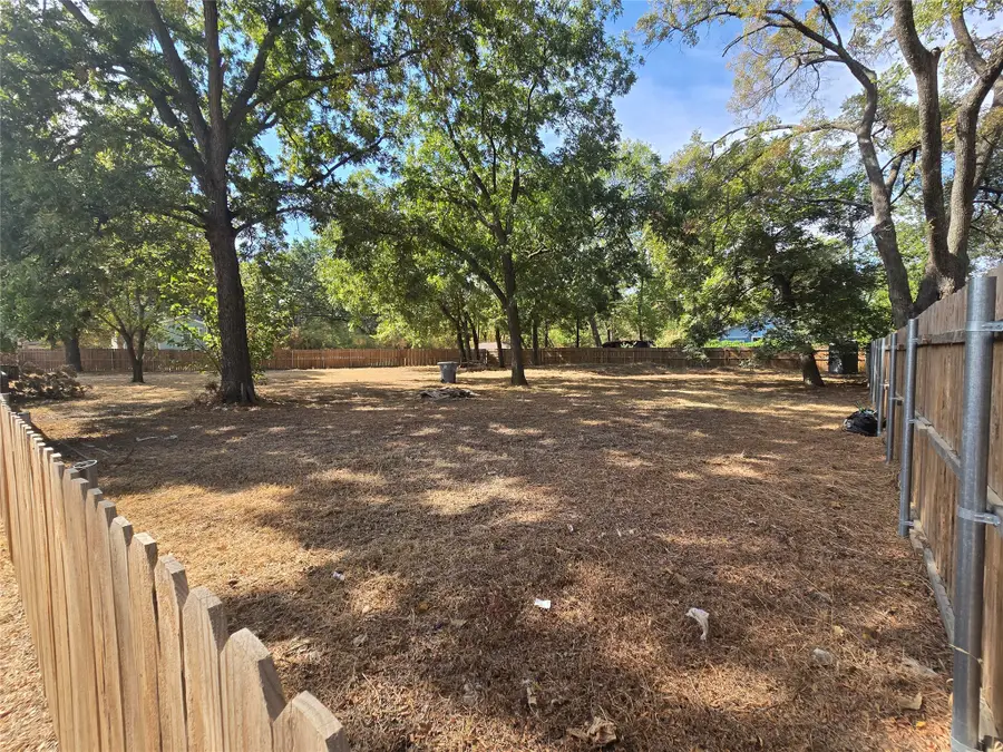 8019 Kiska Street, Dallas, TX 75216 - #2