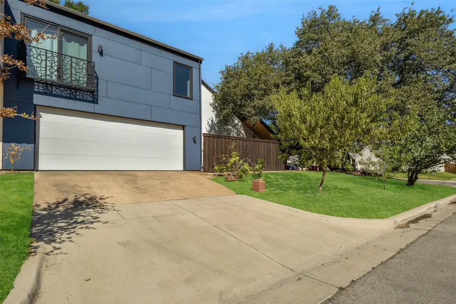 3701 W 5th Street, Fort Worth, TX 76107 - #2