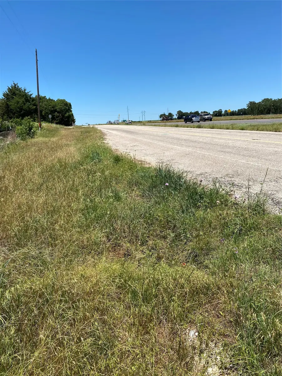 5925 Hwy 287, Bowie, TX 76230 - #3