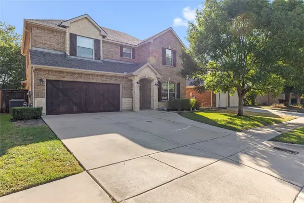 8600 Corral Circle, Fort Worth, TX 76244