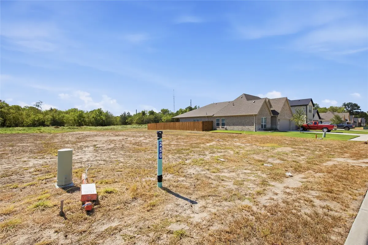 250 Trevor Lane, Greenville, TX 75402 - #1