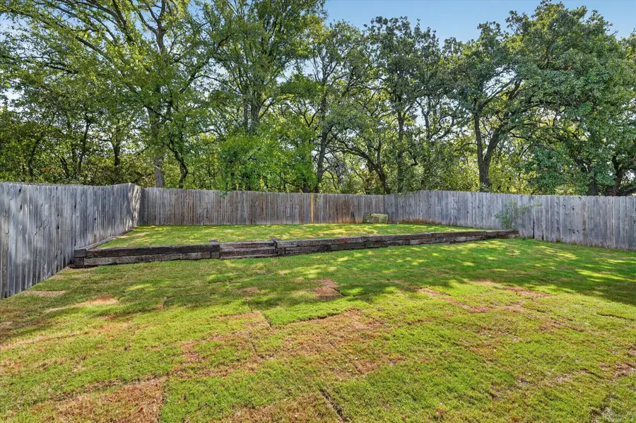 4721 Woodfield Drive, Arlington, TX 76016 - #3
