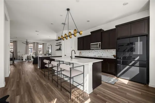 7537 Laburnam Road, Dallas, TX 75228