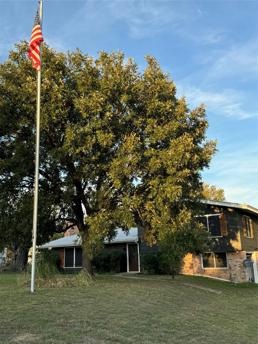 915 Old Stephenville Road, Hico, TX 76457 - #2