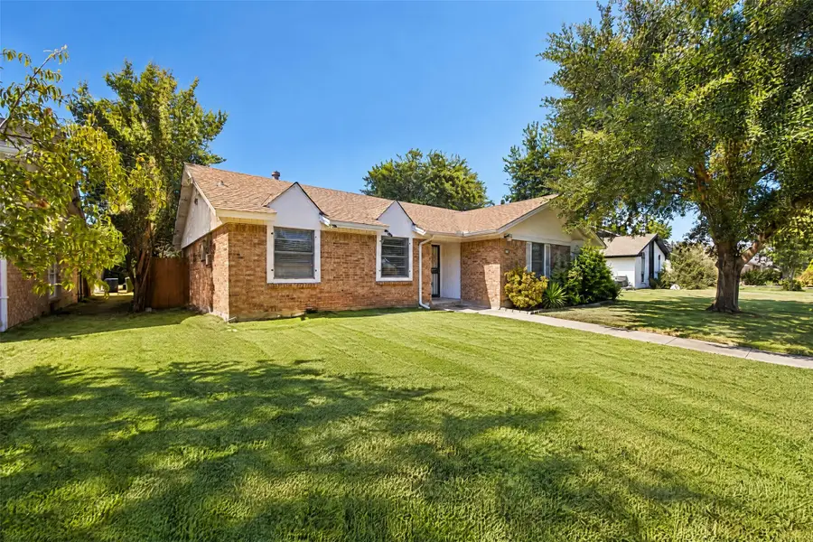 2718 Forest Park Dr, Garland, TX 75040 - #2