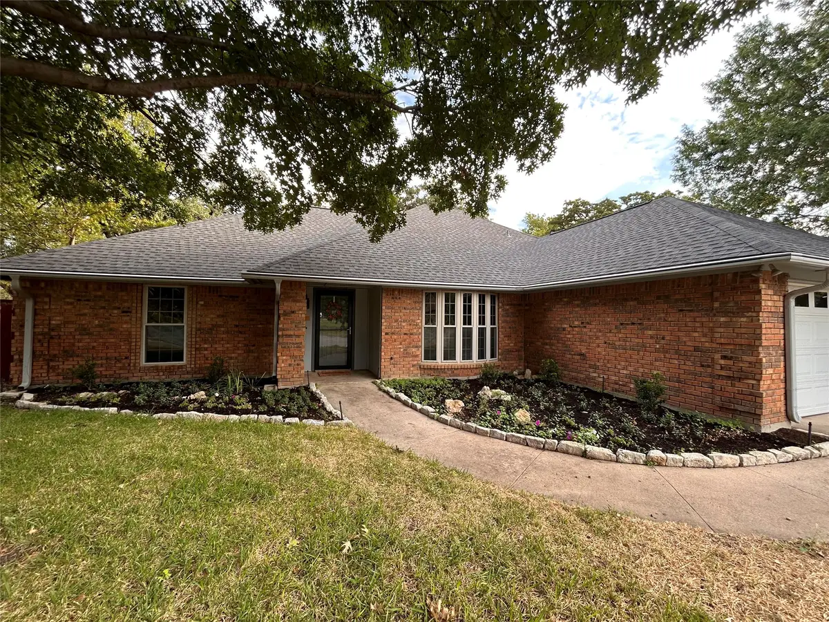 8951 Hialeah Circle N, North Richland Hills, TX 76182 - #1