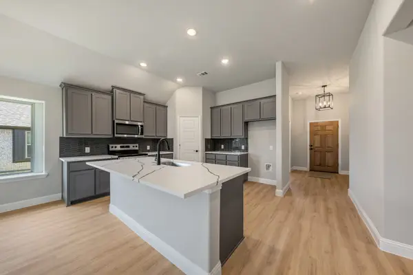 2453 Sundial Lane, Cleburne, TX 76031