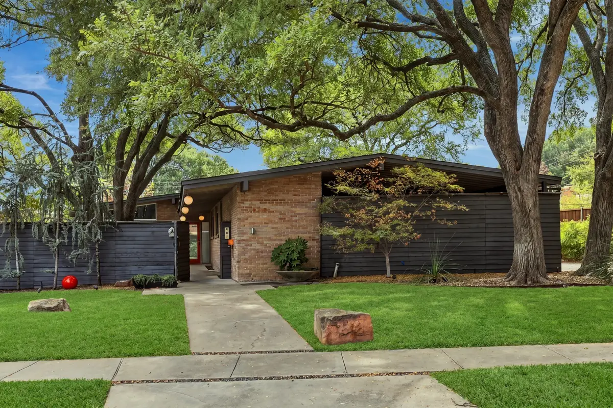 6216 Town Hill Lane, Dallas, TX 75214 - #1