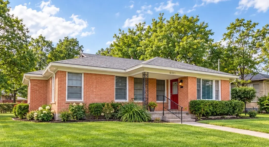 1311 S Edgefield Avenue, Dallas, TX 75208 - #1