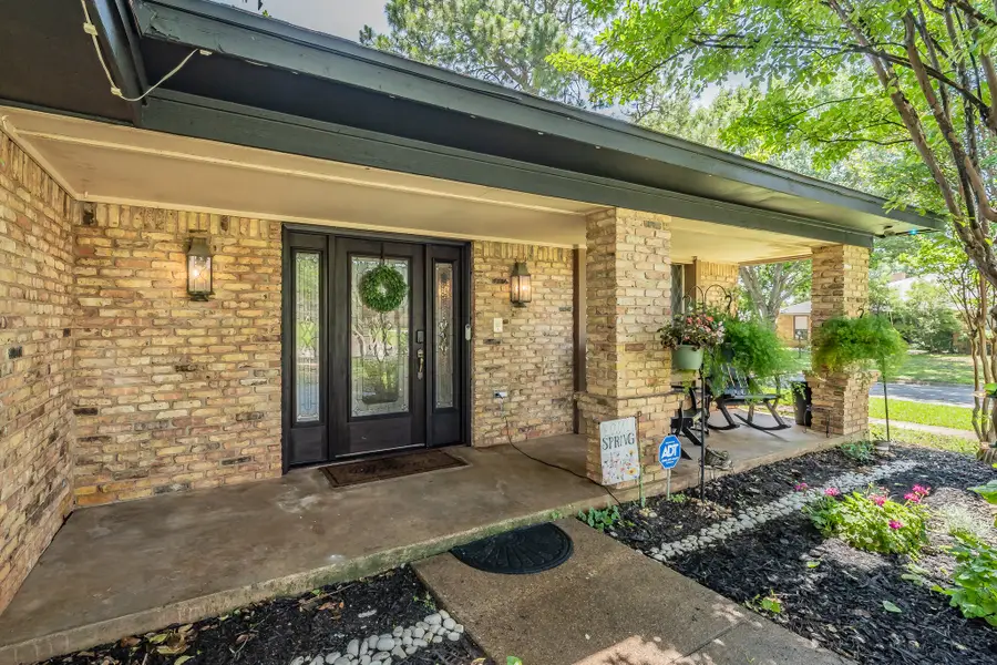 2211 Midhurst Drive, Arlington, TX 76013 - #3