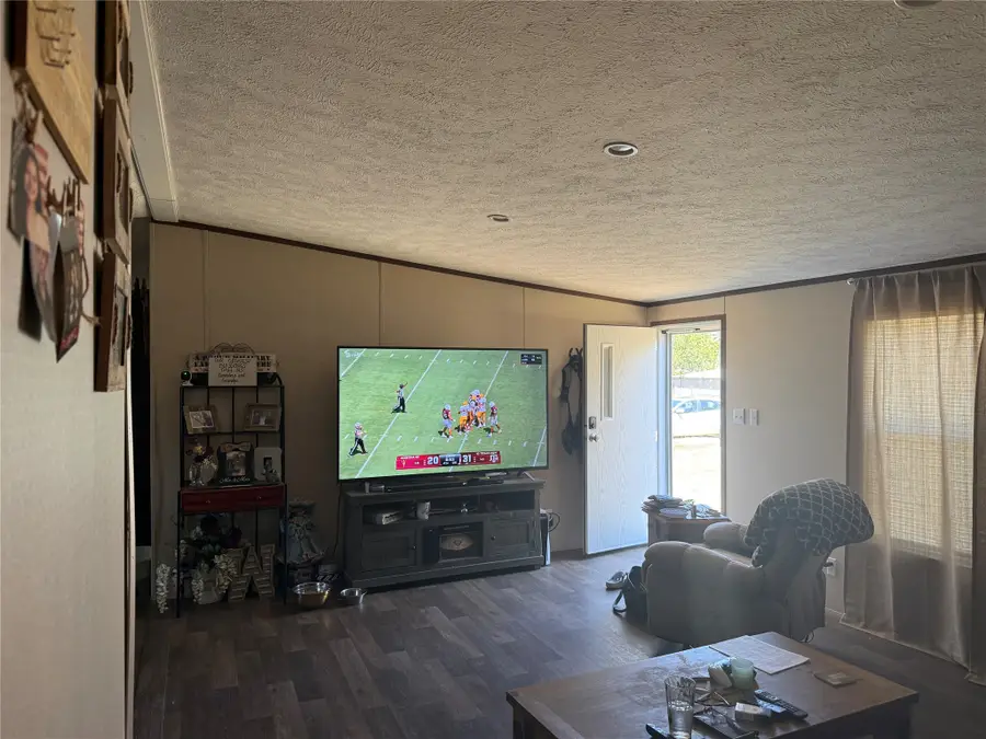 802 Lincoln Street, Campbell, TX 75422 - #3