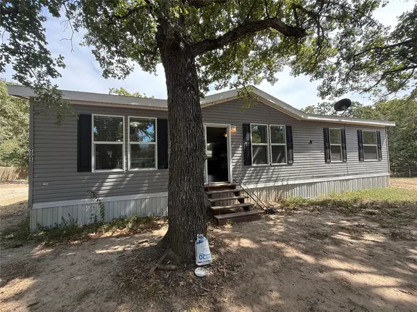 9505 Janet Street, Hawk Cove, TX 75474