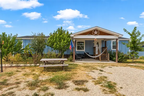 9312 S Lone Star Parkway, Moody, TX 76557