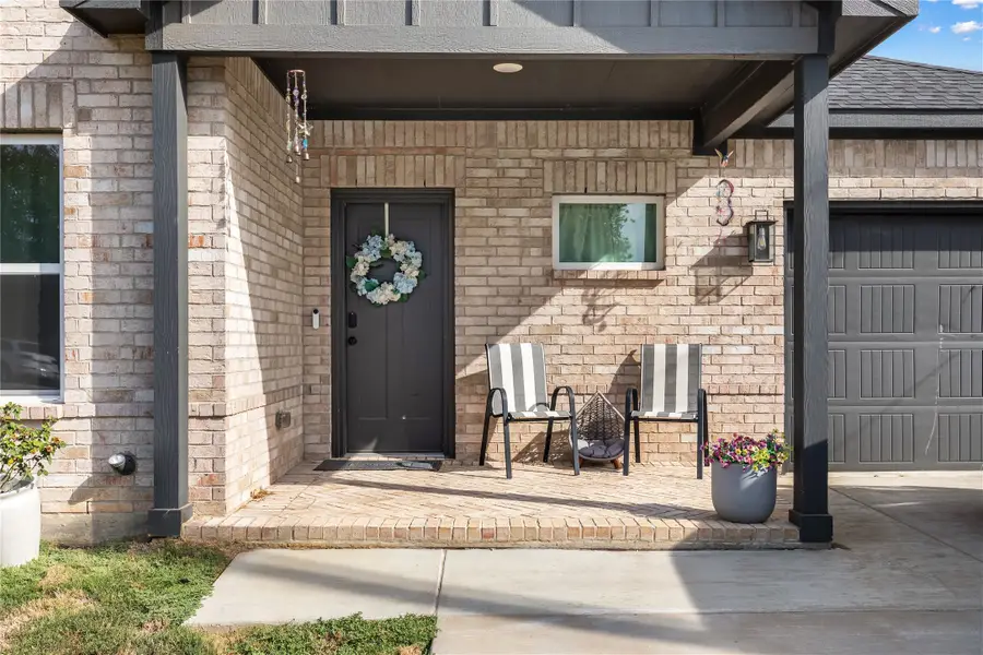 405 John Street, Hillsboro, TX 76645 - #2