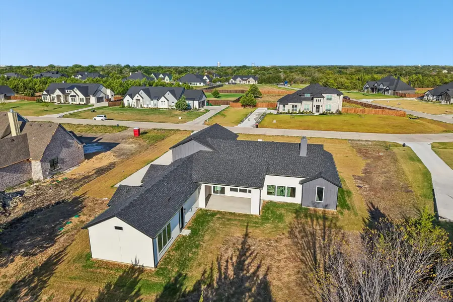 3080 Glen Oaks Drive, Waxahachie, TX 75165 - #2