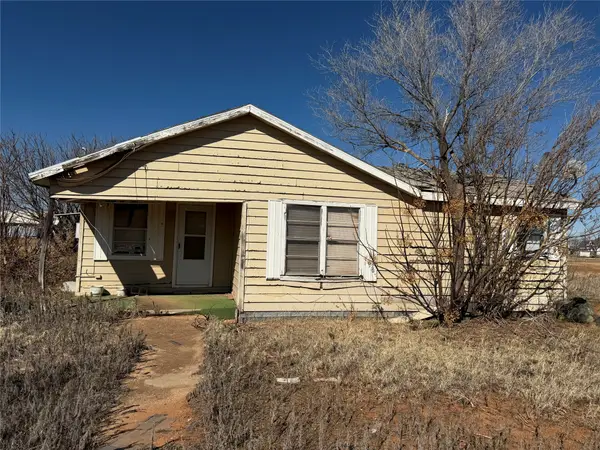 386 County Road 812, Sylvester, TX 79560