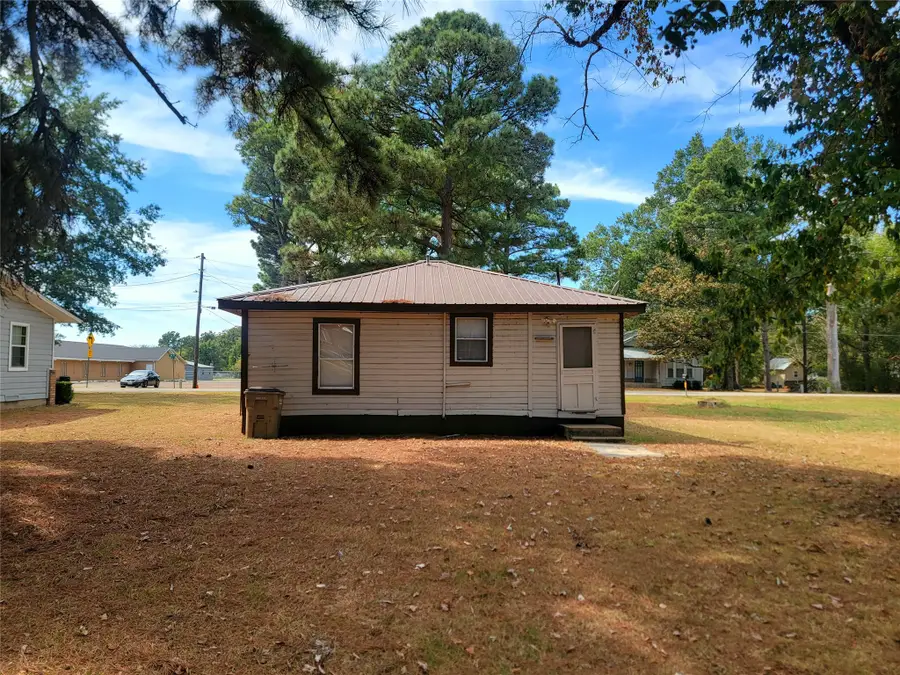 135 U.s. Highway 82-business, Avery, TX 75554 - #2