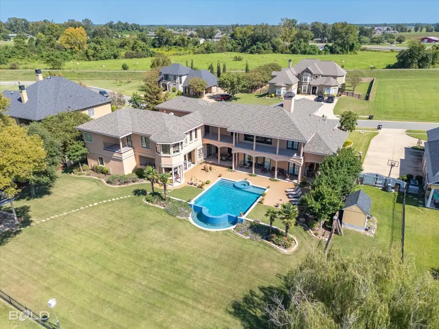 207 N Beach Drive, Bossier City, LA 71111 - #3