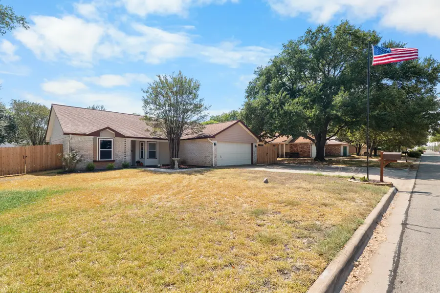 10712 Apache Drive, Waco, TX 76712 - #3