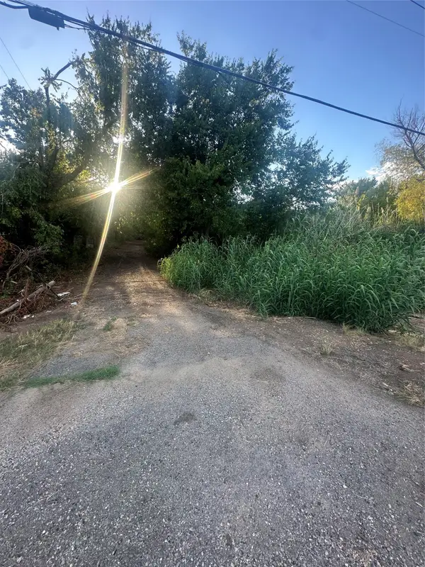5851 Fm 663, Midlothian, TX 76065