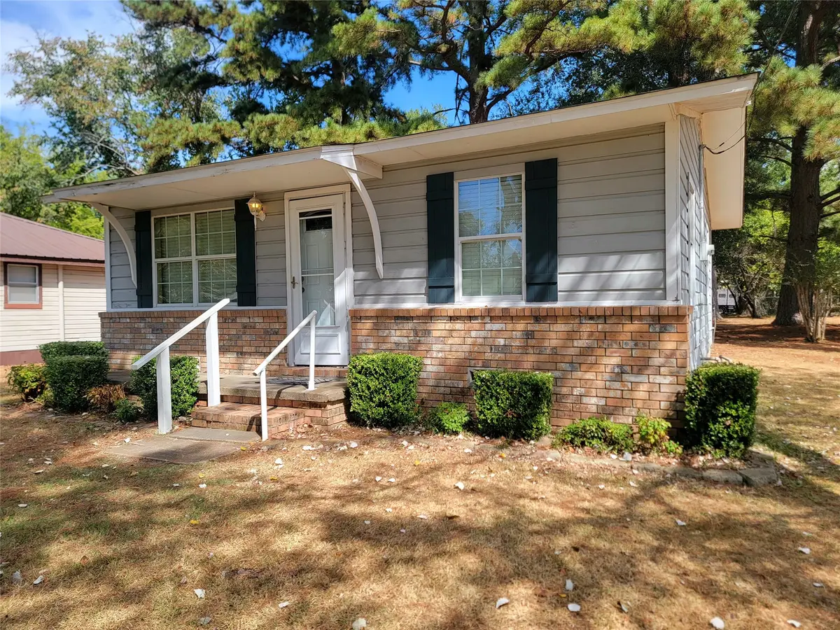145 U.s. Highway 82-business, Avery, TX 75554 - #1