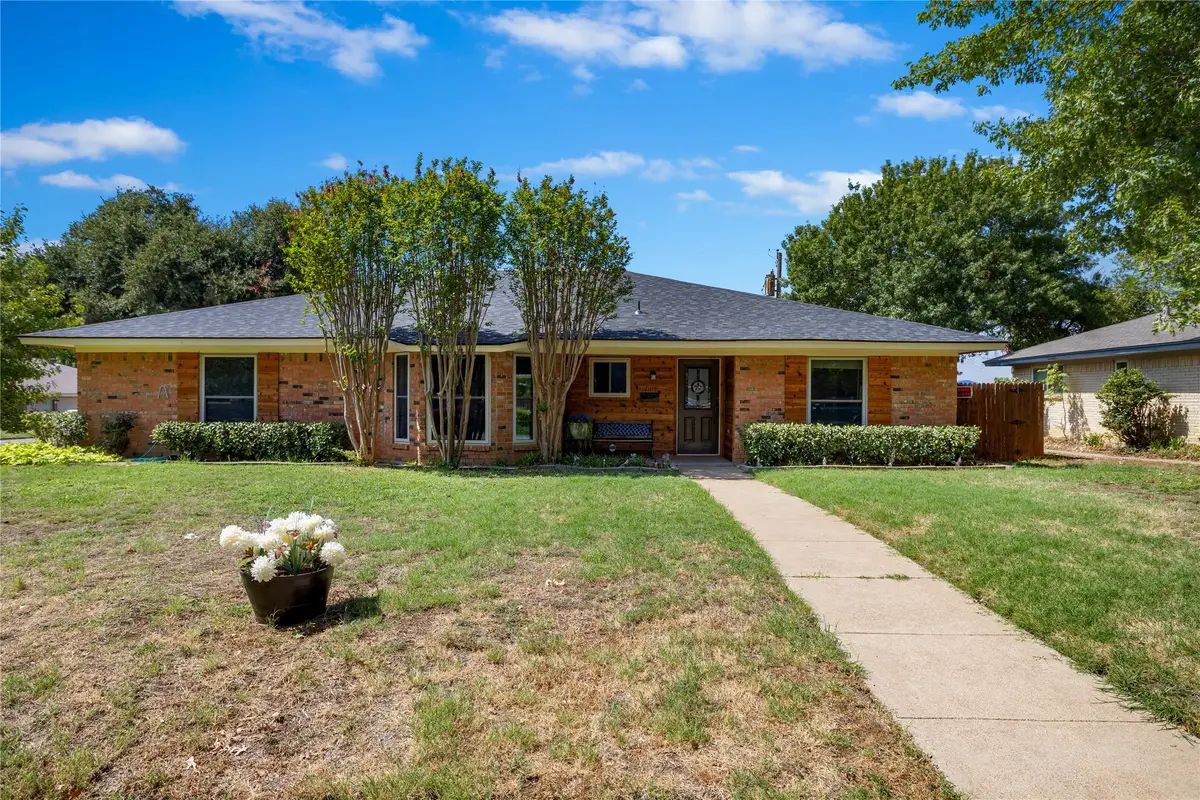 2004 Ford Street, Arlington, TX 76013 - #1