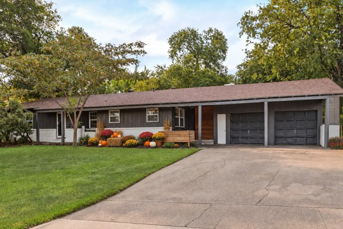 6555 Calmont Avenue, Fort Worth, TX 76116 - #1