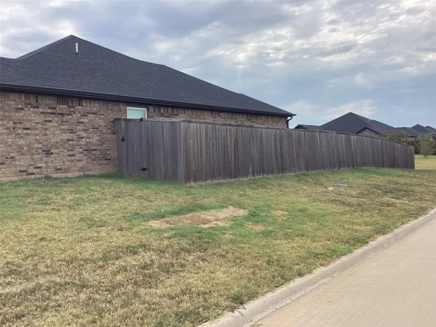122 North Meadows Street, Pottsboro, TX 75076 - #3
