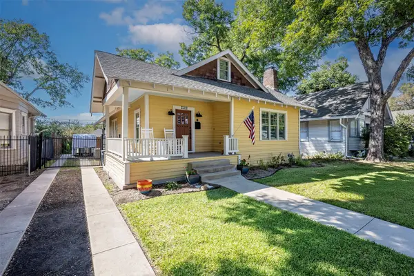 1604 S Adams Street, Fort Worth, TX 76104