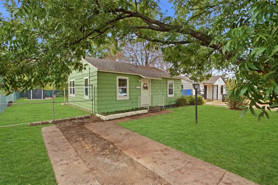 3261 Todd Avenue, Fort Worth, TX 76110 - #2