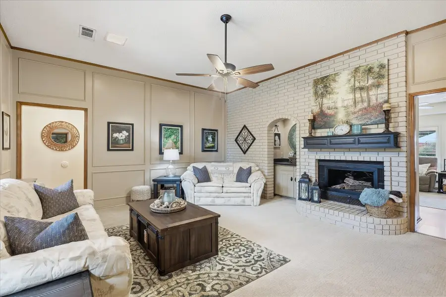707 Glenn Drive, Euless, TX 76039 - #3