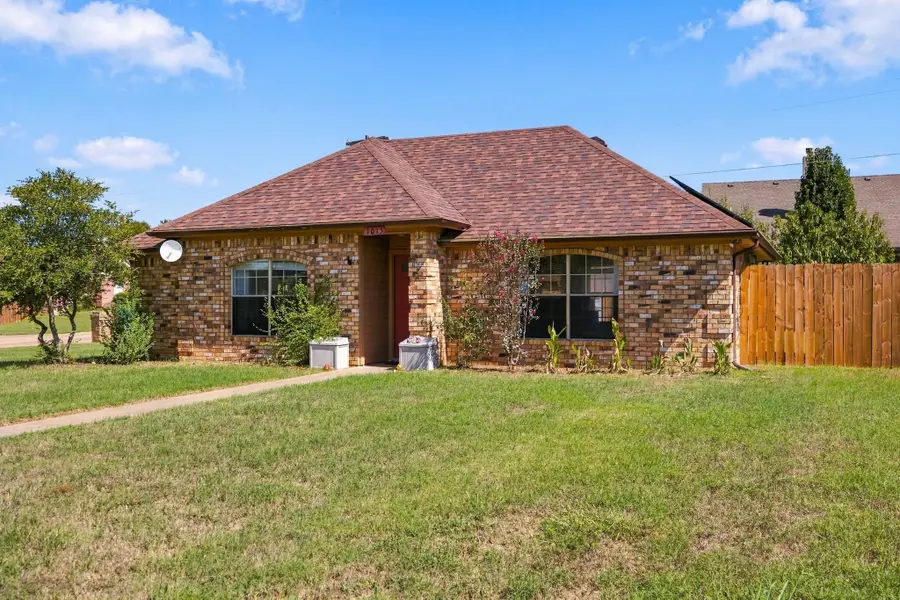 1015 Shelly Drive, Cleburne, TX 76031 - #2