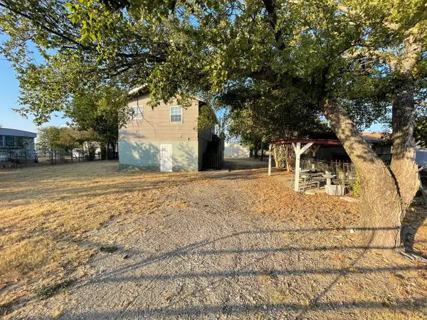 8947 Adams Circle, Cresson, TX 76035